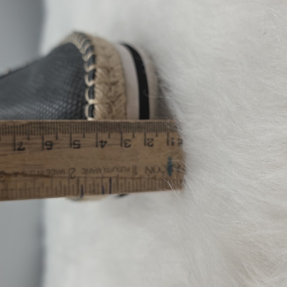 Jennifer Lopez Black Snakeskin Studed Espadrilles Size 7.5 - Picture 11 of 12